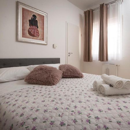 פודסטראנה Villa J&J Apartments Residence With Swimming Pool מראה חיצוני תמונה