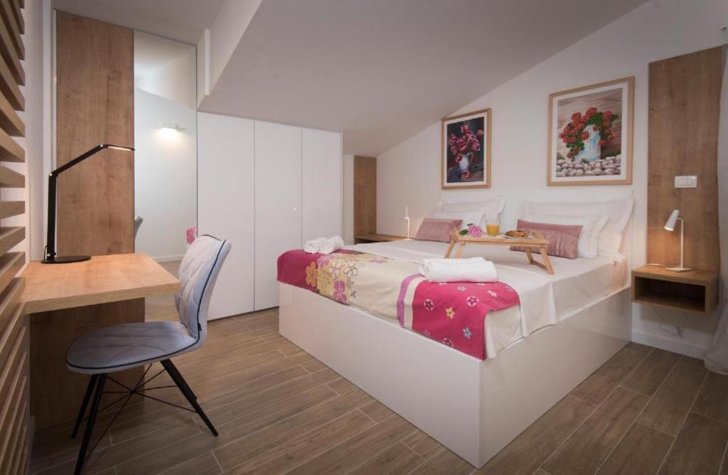 פודסטראנה Villa J&J Apartments Residence With Swimming Pool מראה חיצוני תמונה