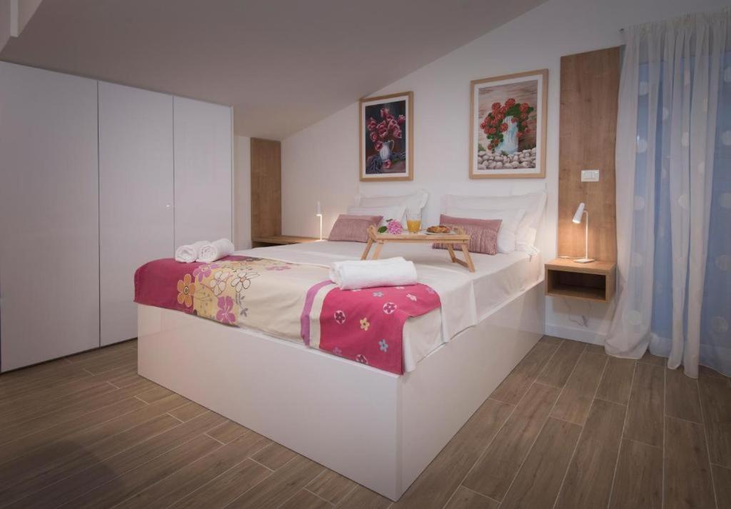 פודסטראנה Villa J&J Apartments Residence With Swimming Pool מראה חיצוני תמונה