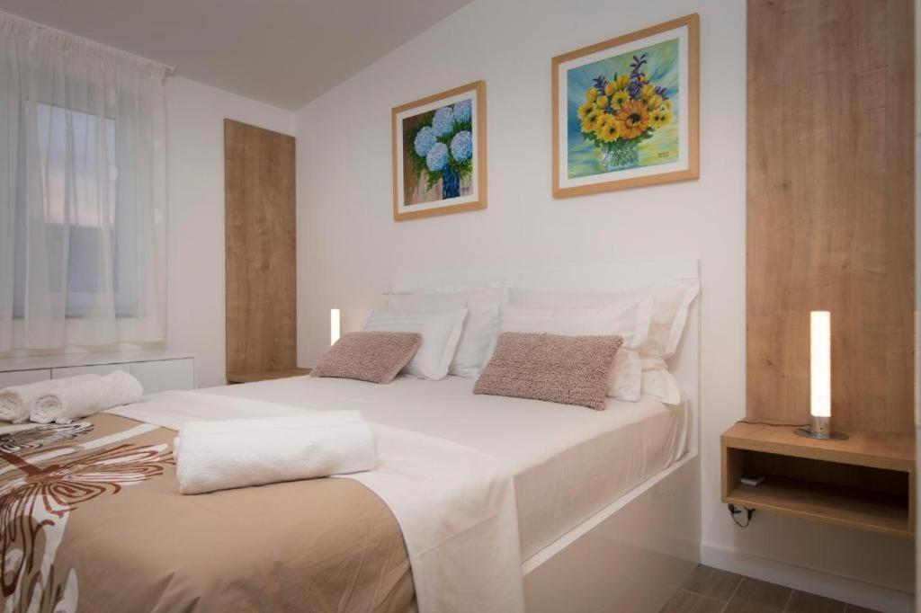 פודסטראנה Villa J&J Apartments Residence With Swimming Pool מראה חיצוני תמונה