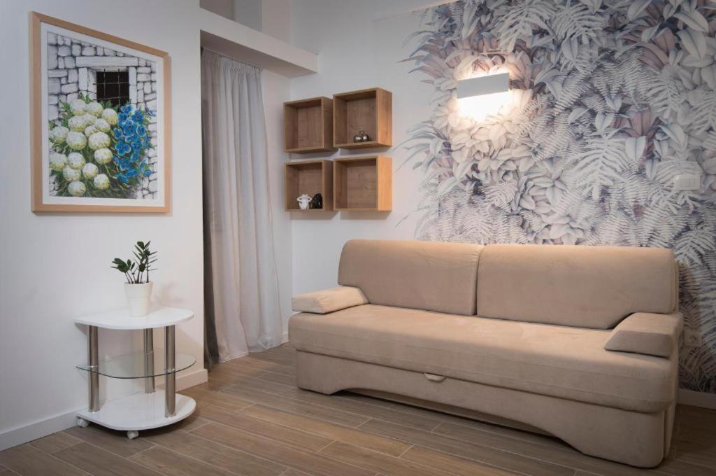 פודסטראנה Villa J&J Apartments Residence With Swimming Pool מראה חיצוני תמונה
