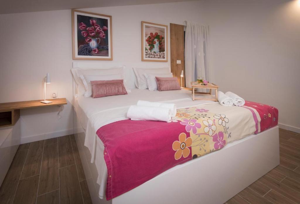 פודסטראנה Villa J&J Apartments Residence With Swimming Pool מראה חיצוני תמונה