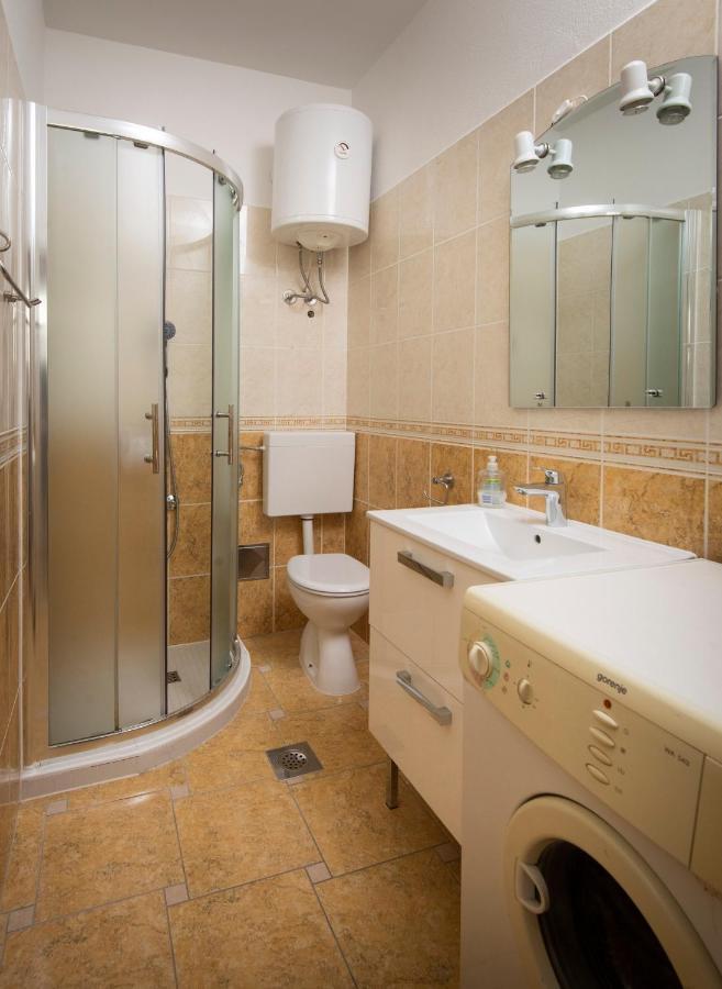 פודסטראנה Villa J&J Apartments Residence With Swimming Pool מראה חיצוני תמונה