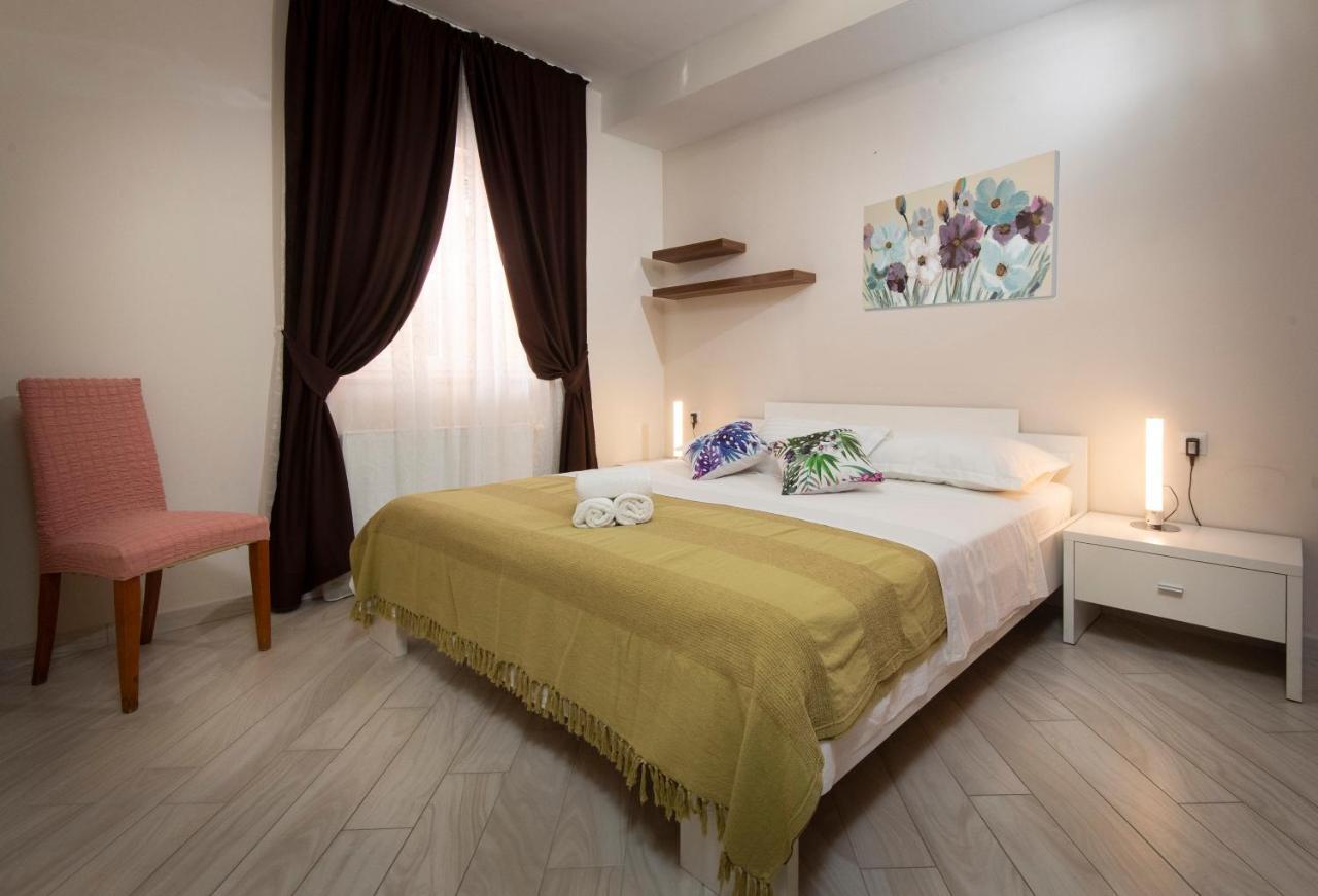 פודסטראנה Villa J&J Apartments Residence With Swimming Pool מראה חיצוני תמונה