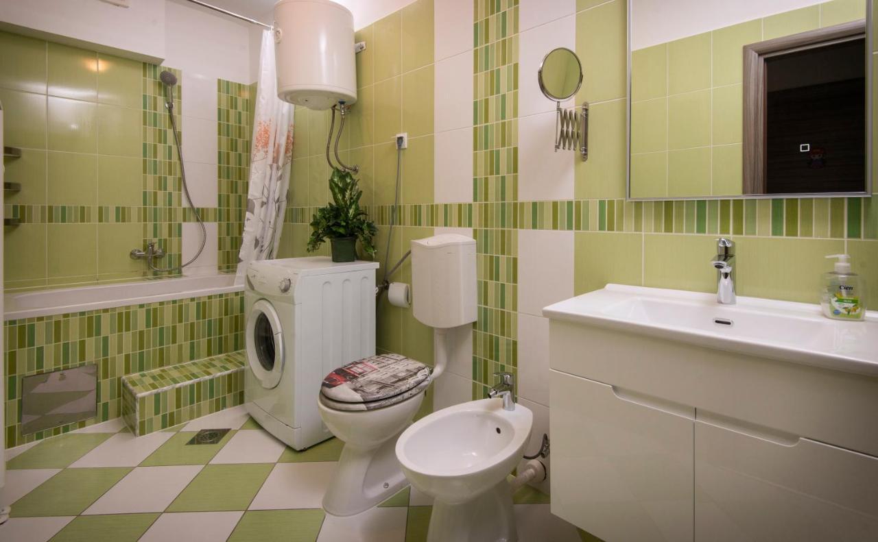 פודסטראנה Villa J&J Apartments Residence With Swimming Pool מראה חיצוני תמונה